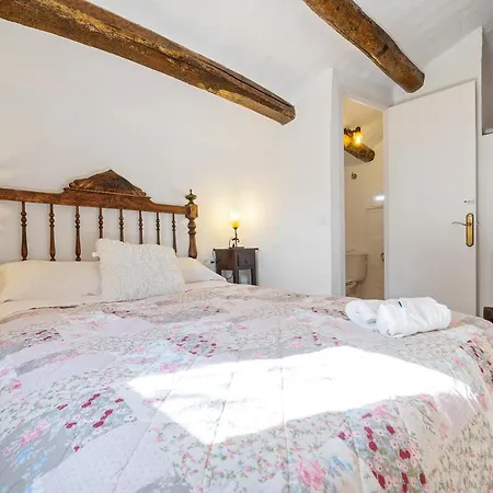Teresina Villa El Perello (Catalonia)